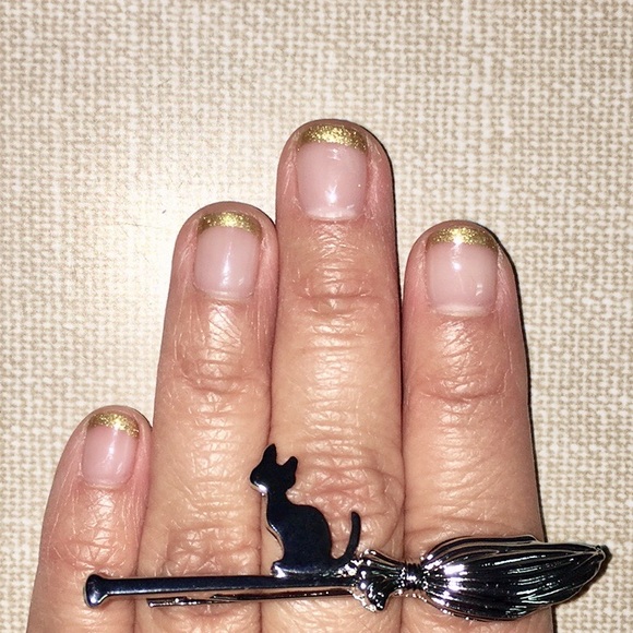 ▫️✨2 Cat on Broom!✨▫️ - Picture 6 of 8